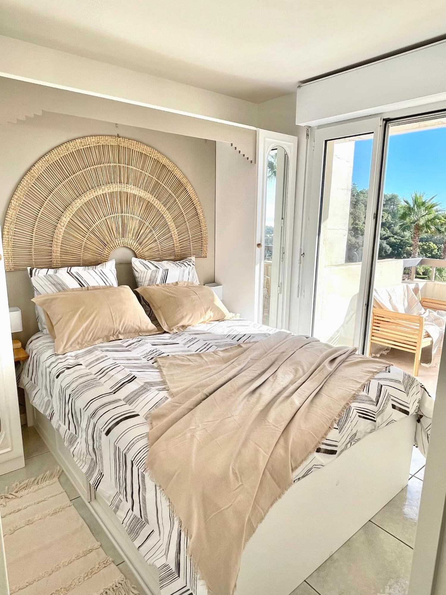 Appartement Vue Exceptionnelle Saint-Raphaël Екстериор снимка