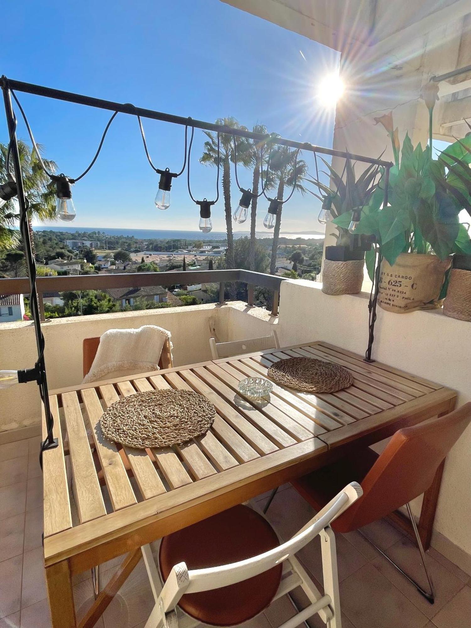 Appartement Vue Exceptionnelle Saint-Raphaël Екстериор снимка