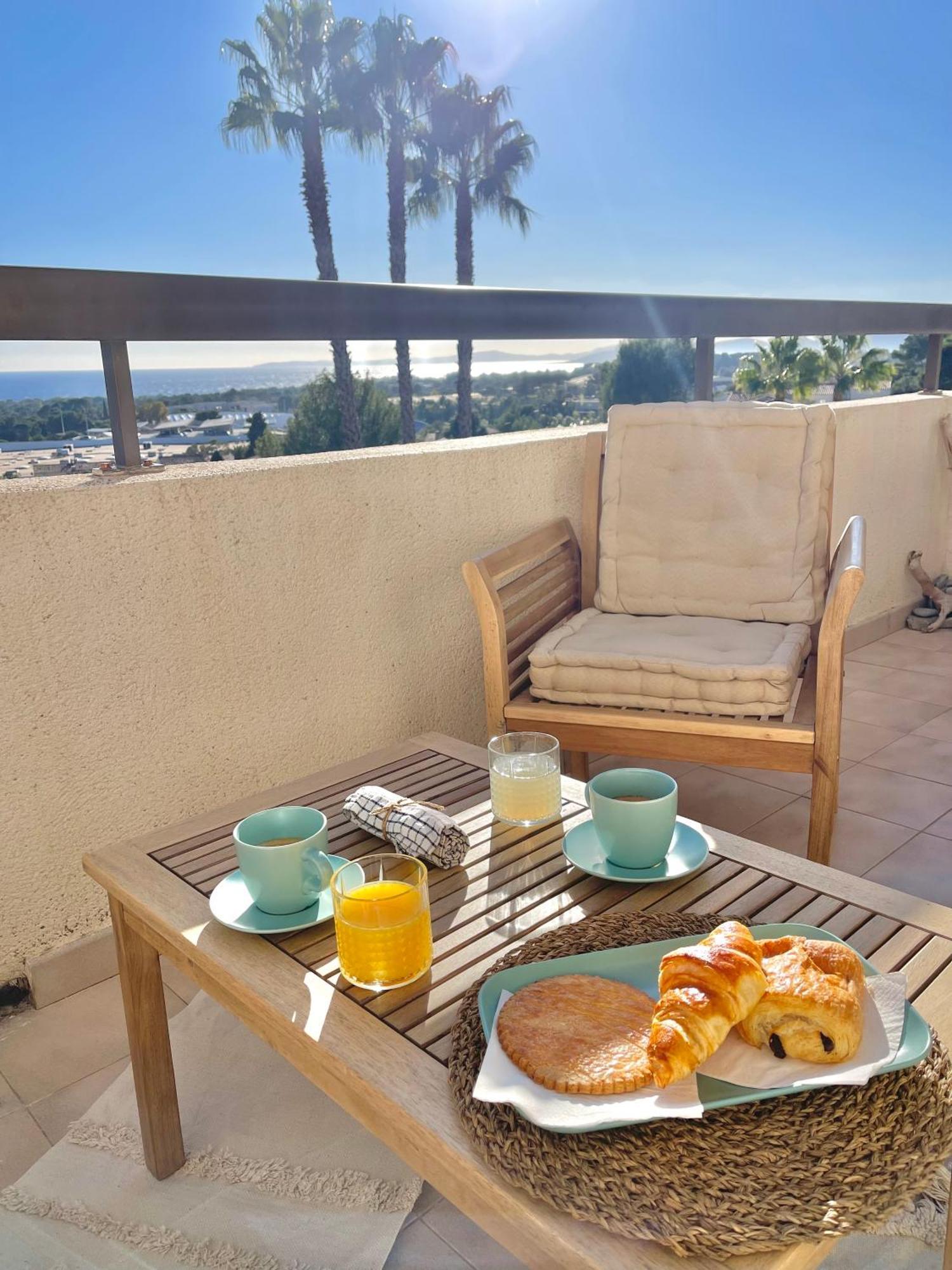 Appartement Vue Exceptionnelle Saint-Raphaël Екстериор снимка